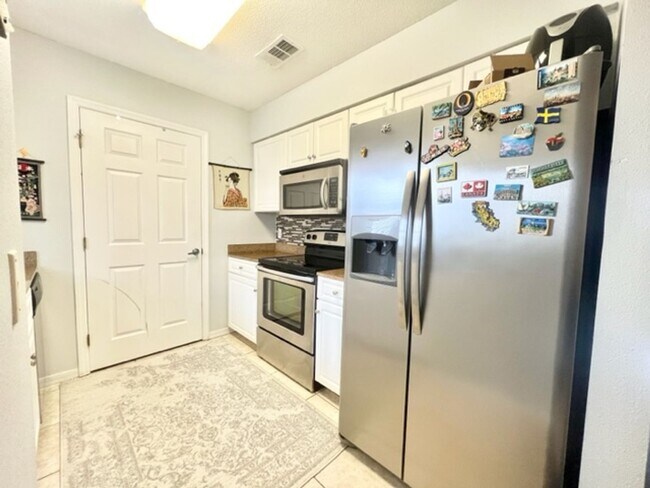 Building Photo - 4274 Calinda Ln