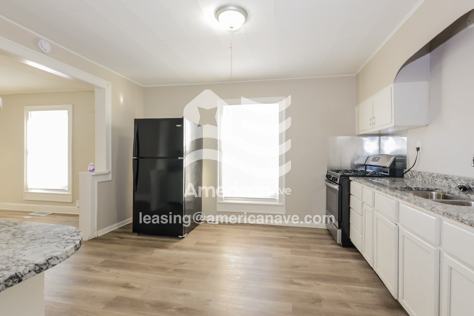 Building Photo - 912 N Livingston Ave