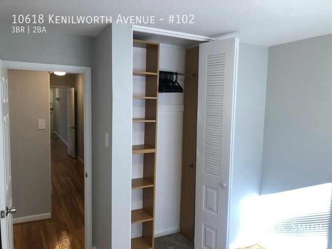 Building Photo - 10618 Kenilworth Ave