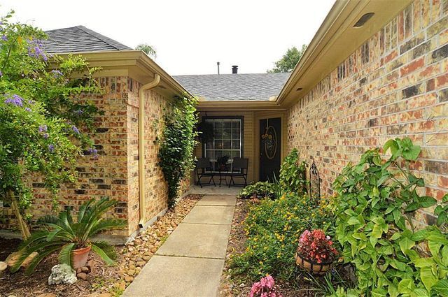 Building Photo - 4823 Pecan Grove Dr