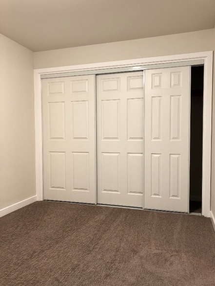 Building Photo - 3604 NE 73rd Pl