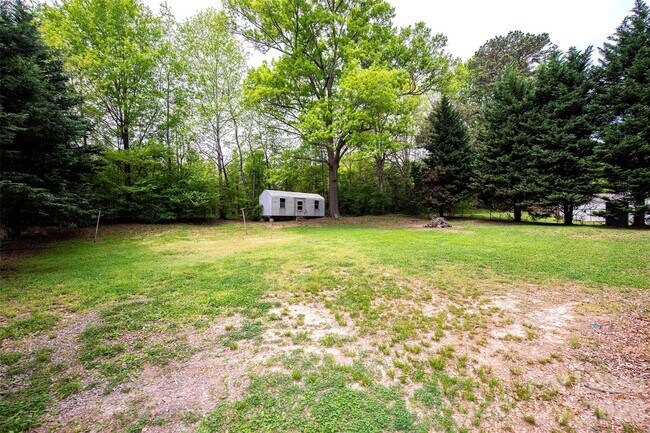 Building Photo - 2711 Springbrook Cir