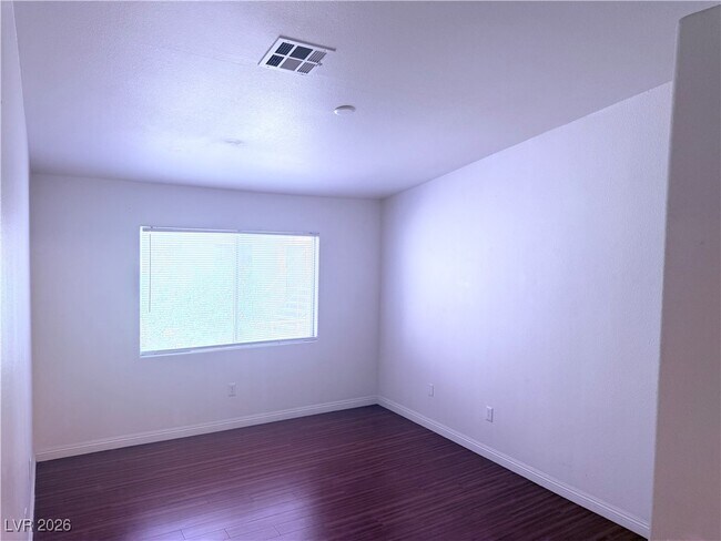 Building Photo - 2110 Los Feliz St