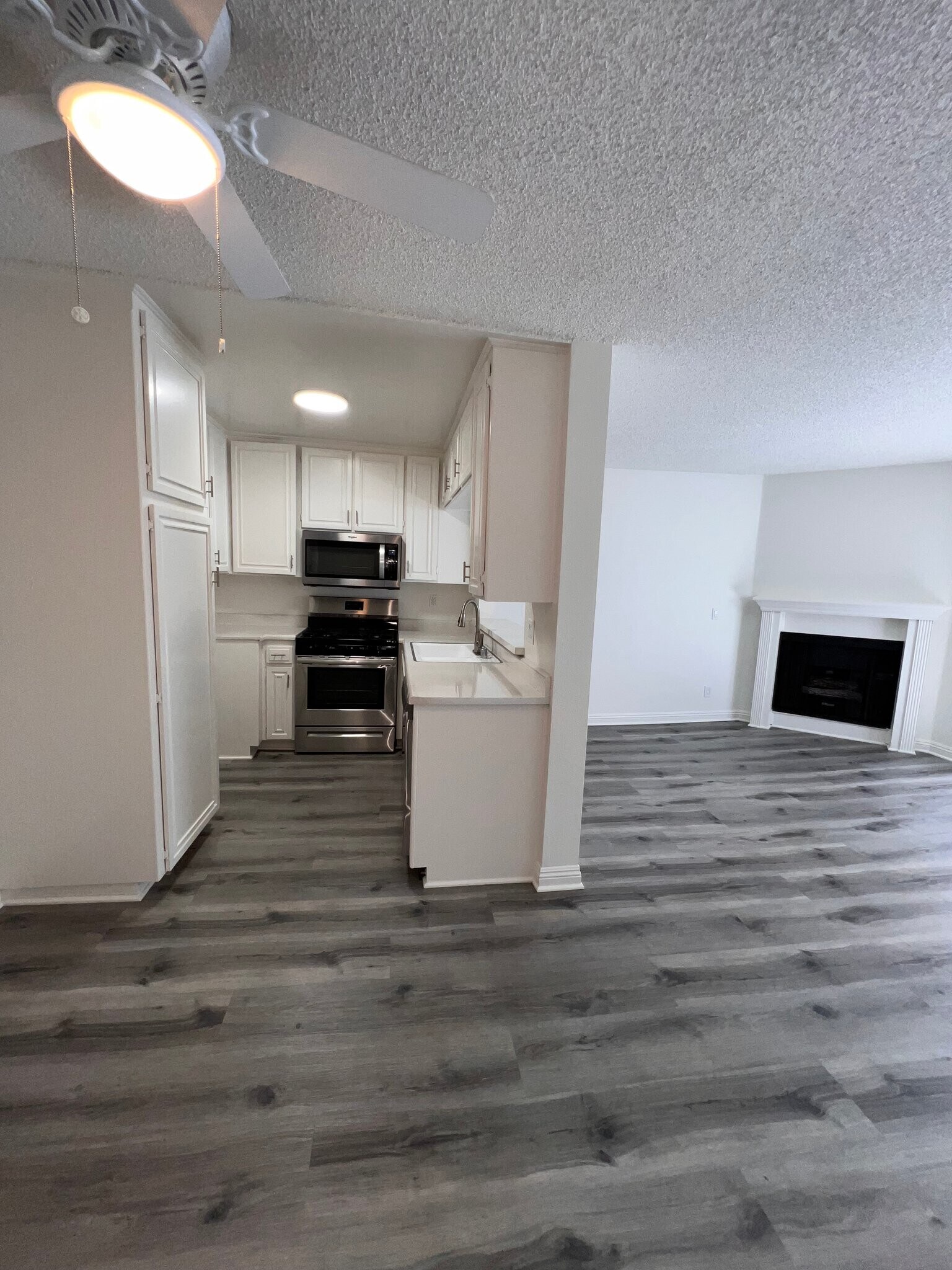 Building Photo - 4648 Fulton Ave