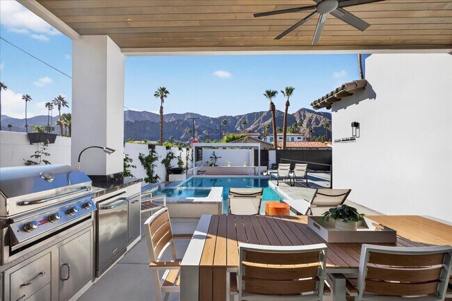 Building Photo - 51116 Avenida Mendoza