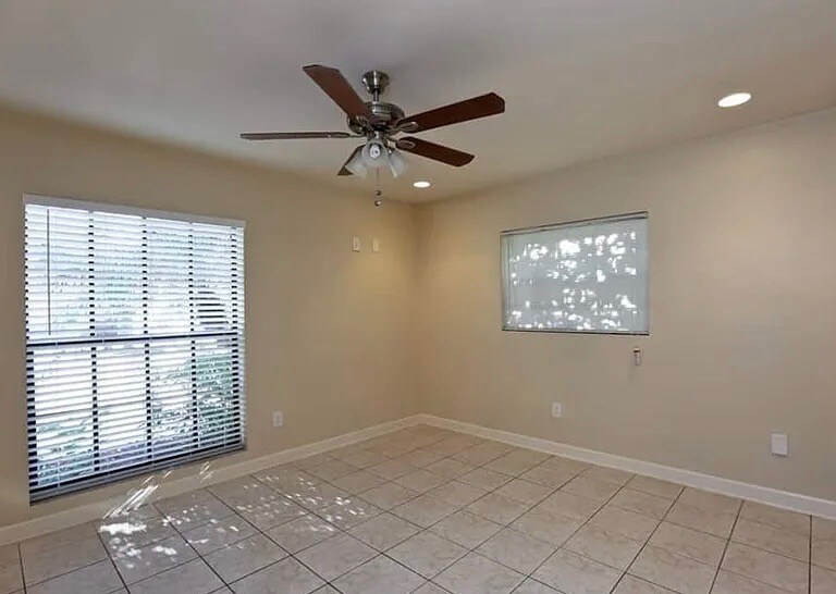 Building Photo - 9140 SW 178th Terrace