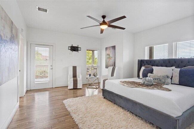 Building Photo - 4525 Beacon Hill Dr