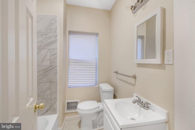 Building Photo - 2231 Orem Ave