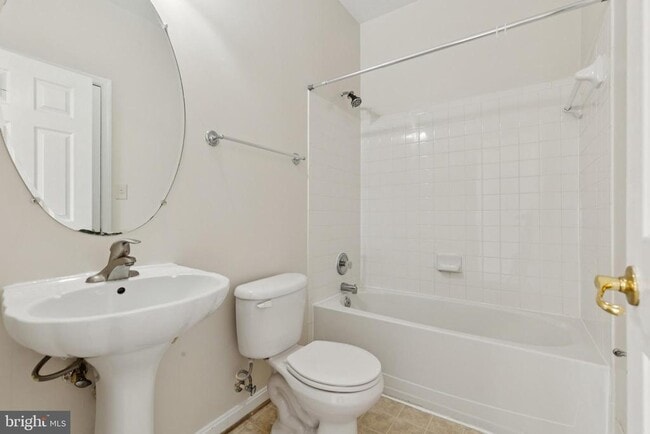 Building Photo - 17624 Overlook Rd