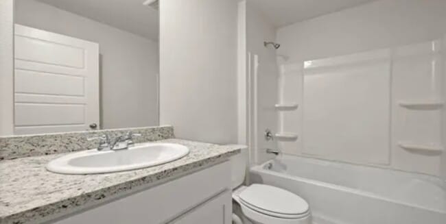 Building Photo - 35531 Forest Manor Avenue