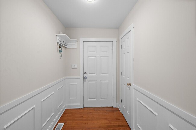 Building Photo - **Beautiful 4/2.5 Franklinton Home with Fenced In Yard**