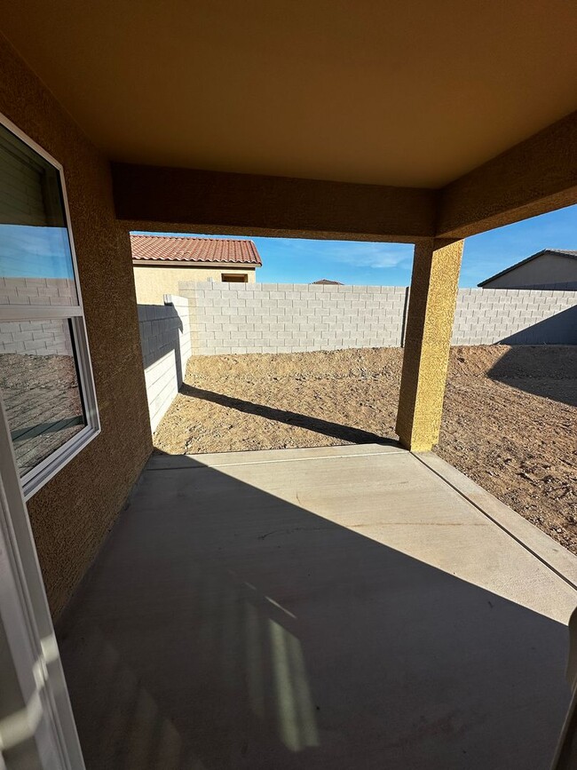 Building Photo - New Home in Fort Mohave