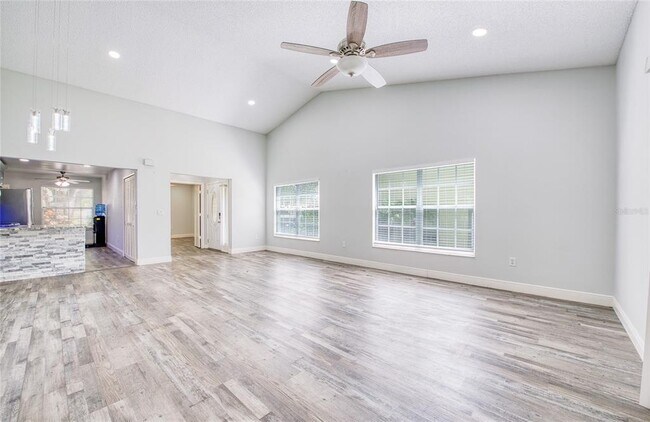 Building Photo - 2390 Bentley Dr