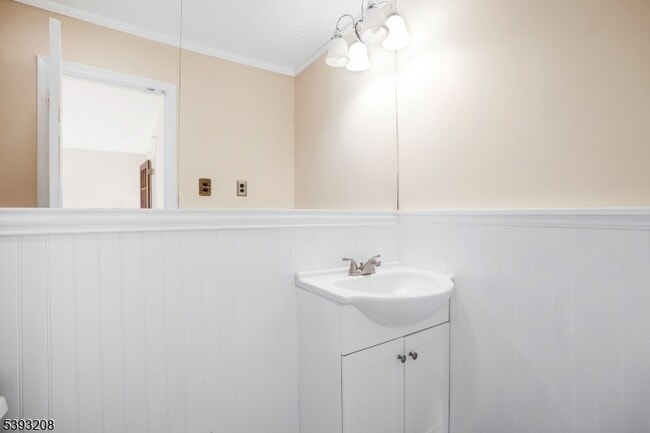 Building Photo - 180 Wildflower Ln