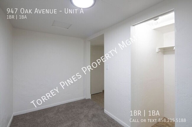 Building Photo - 947 Oak Ave
