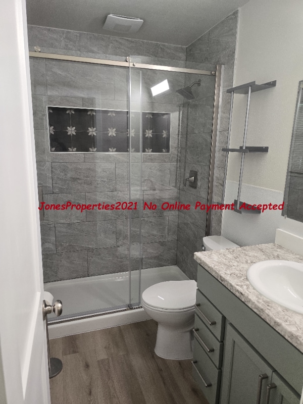 Building Photo - 1318 Crooked Creek Dr