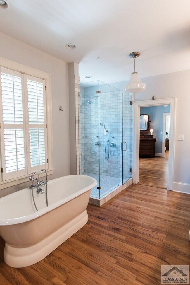 Building Photo - 285 Hampton Ct