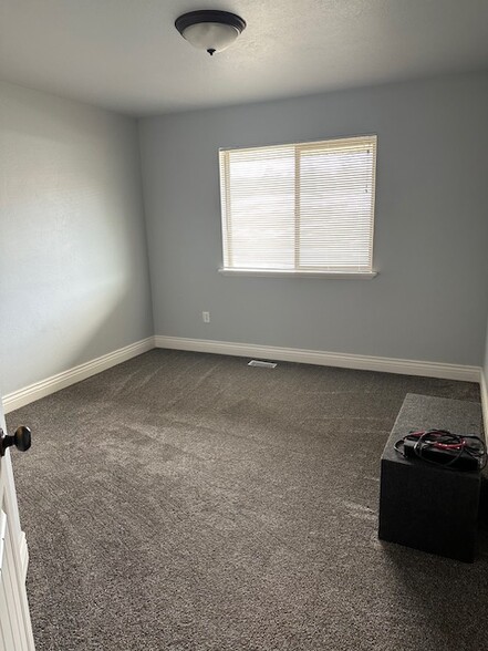 Bedroom 3 - 692 N 240 E