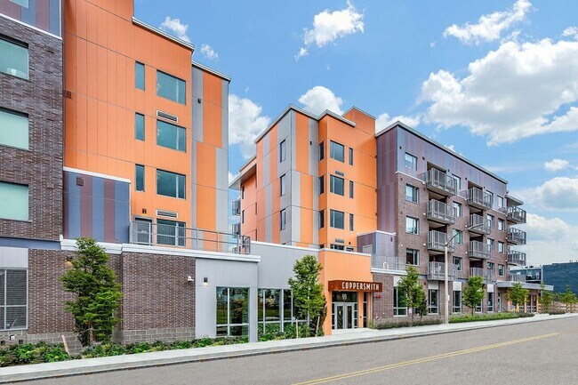 Building Photo - 95 Border St