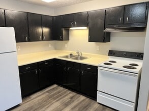 Building Photo - 4107 Blue Lick Ct