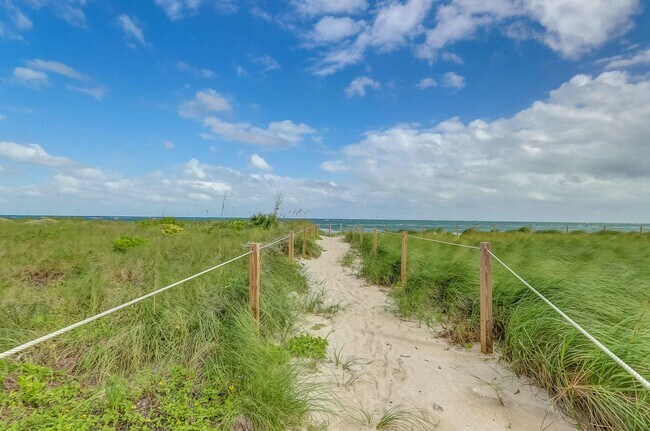 Building Photo - 1400 S Ocean Blvd