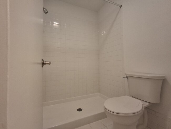 Building Photo - 4017 Carambola Cir N