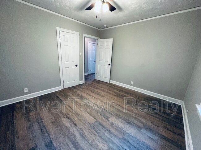 Building Photo - 3205 Choctaw Ave