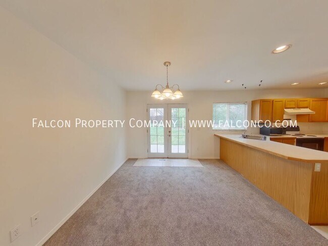 Building Photo - 4205 Vesper Ct