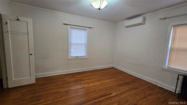 Building Photo - 68-09 Alderton St