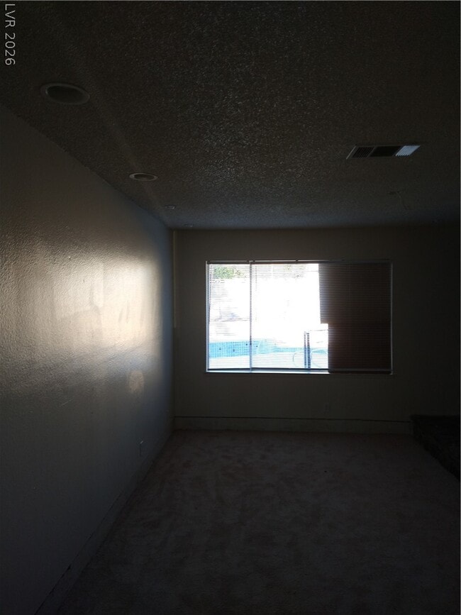 Building Photo - 212 Bradshaw Way