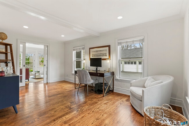 Building Photo - 1939 Bronson Rd