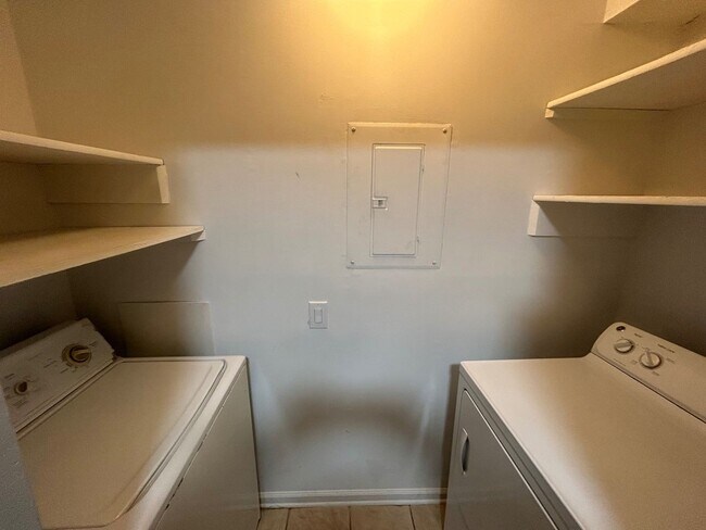 Building Photo - 3609 Juneau Rd