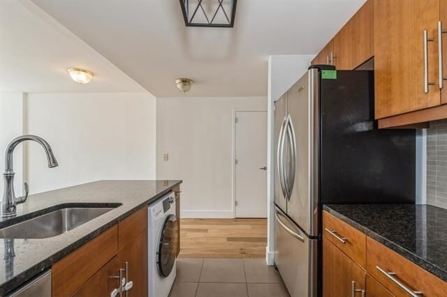 Building Photo - 88 Morgan St