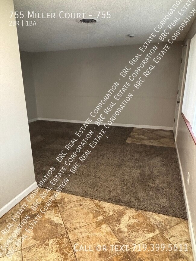 Building Photo - 755 Miller Ct