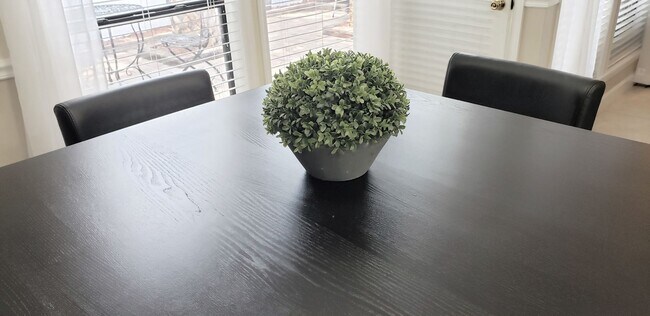 Building Photo - Beautiful  Furnished 1/1 condo x Rent  in Winter Park Next to Full Sail University !