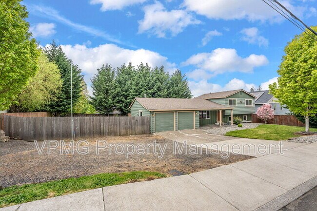Building Photo - 16704 NE 29th Ave