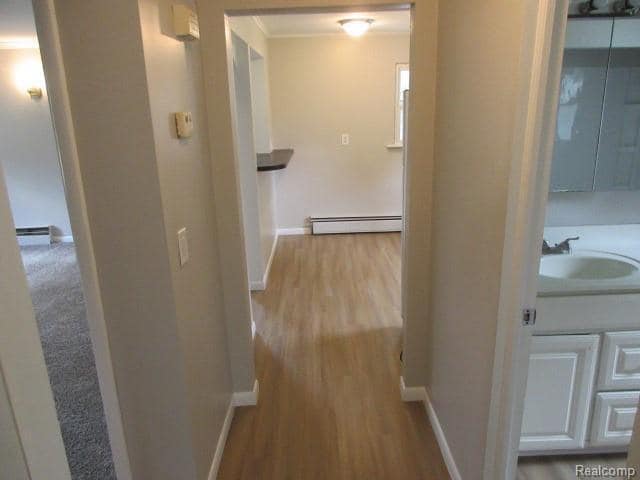 Building Photo - 20284 Melrose St