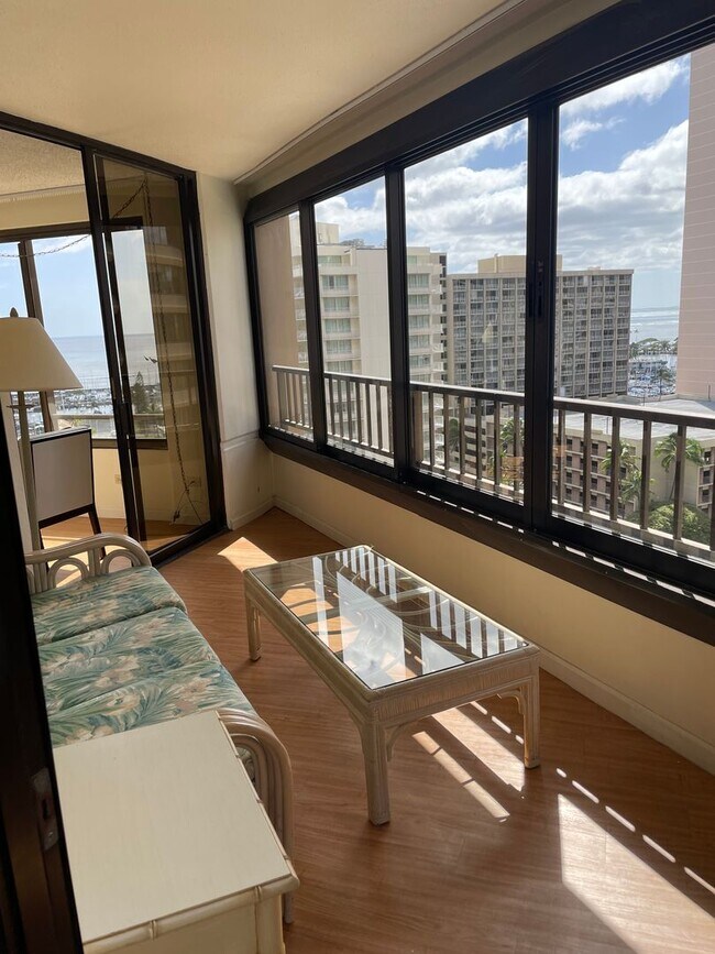 Building Photo - Discovery Bay #1719