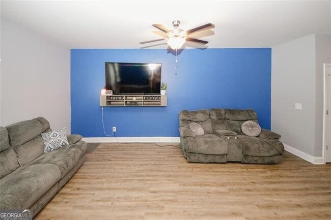 Building Photo - 10162 Benton Woods Dr