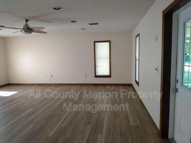 Building Photo - 2190 NE 54th St