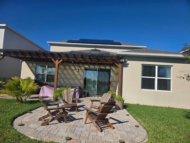 Building Photo - 2155 Brillante Dr