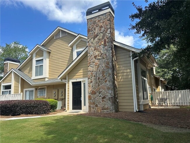Primary Photo - 2665 Windy Hill Pl