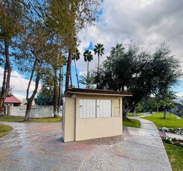 Building Photo - 32200 Cathedral Canyon Dr