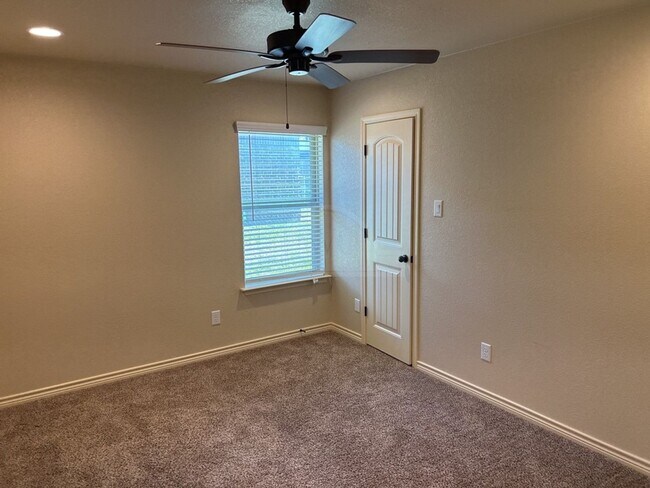 Building Photo - 5908 Cordillera Dr