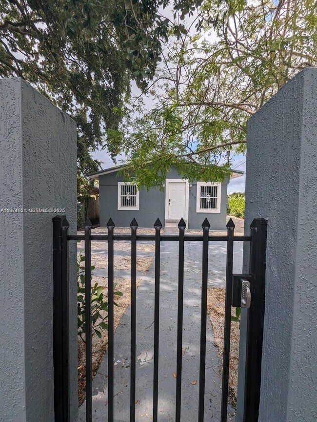 Building Photo - 790 NW 60th St