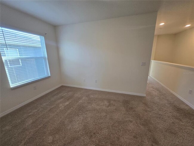 Building Photo - 1097 Blue Jay Dr