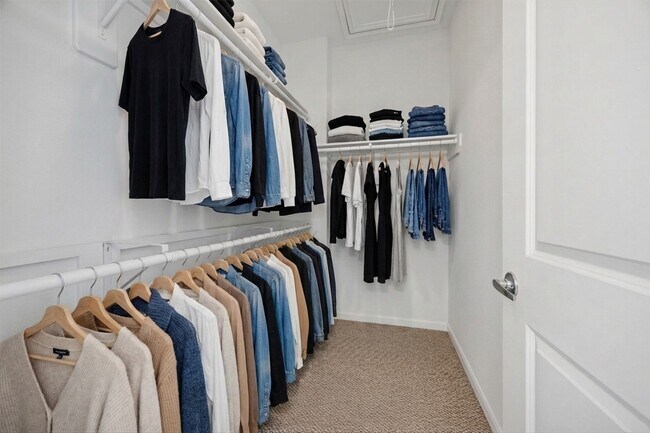 Building Photo - 5210 Petty St