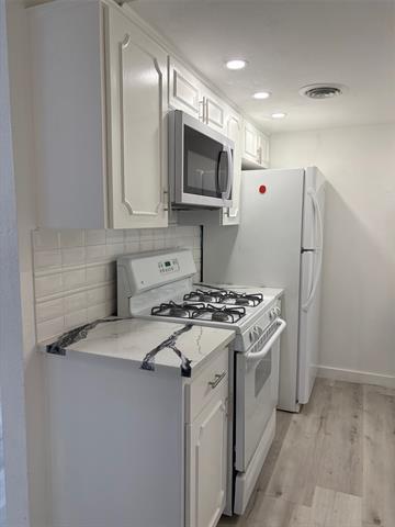 Building Photo - 5829 Copperwood Ln