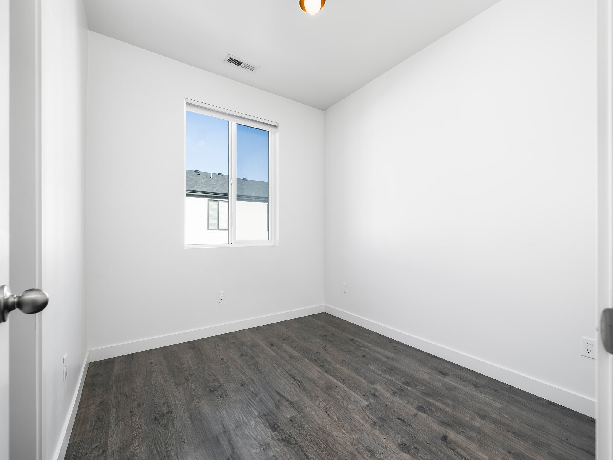 Building Photo - 439 S Meadow Garden Rd