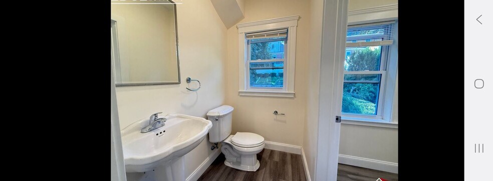 Building Photo - 96 Brayton Rd